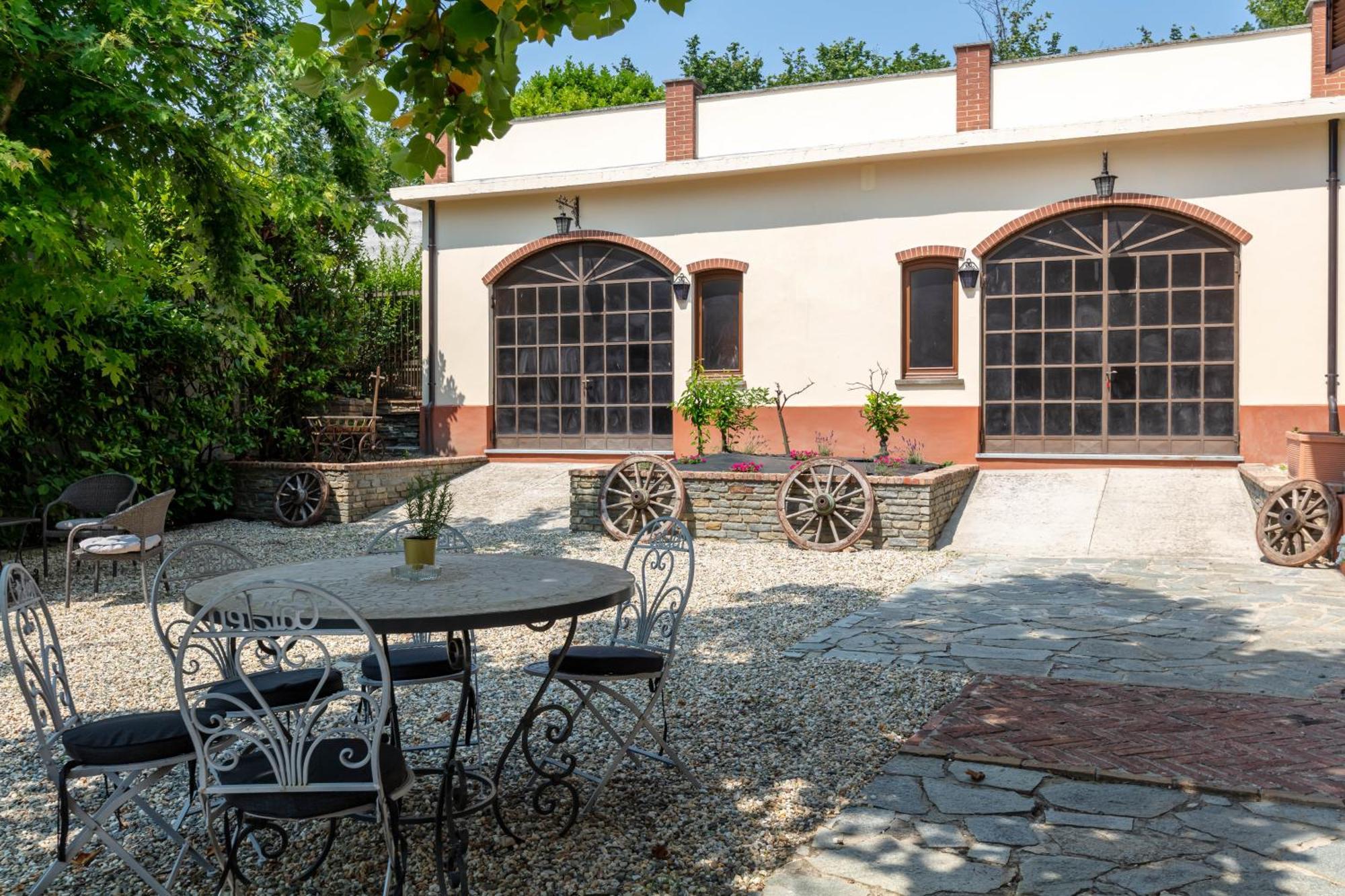 Piemonte Country House Agliano Terme Esterno foto